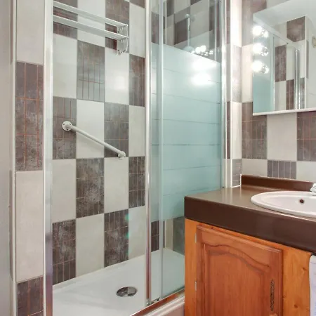 Accueillant 4 Pers., Proche Thermes, - Fr-1-402-74 Apartmán *